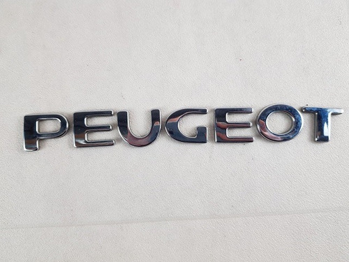 Emblema Peugeot 18,9x2,3cm Foto 2