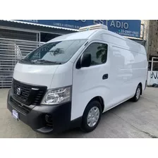 Nissan Urvan 2018 2.5 Panel Amplia Aa Mt