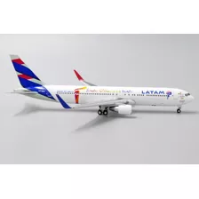 Miniatura Avião 1/400 Jc Wings Latam Brasil B767