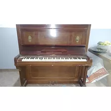 Piano Antiguo 