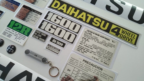 Daihatsu F20 Emblemas Y Calcomanias Foto 4