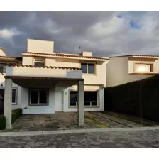 Estupenda Y Cómoda Casa Oportunidad Santa Cruz Metepec Edo De México México Gj-rl A