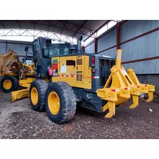 Motoniveladora Komatsu Gd 655