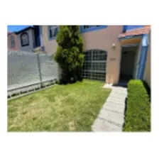 Hermosa Casa De 2 Niveles En Fraccionamiento Rinconada De San Miguel Cuantitlan Izcali Edo De Mexico