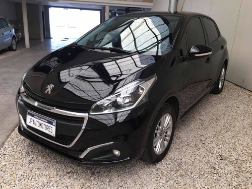 Peugeot 208 2018 1.6 Allure