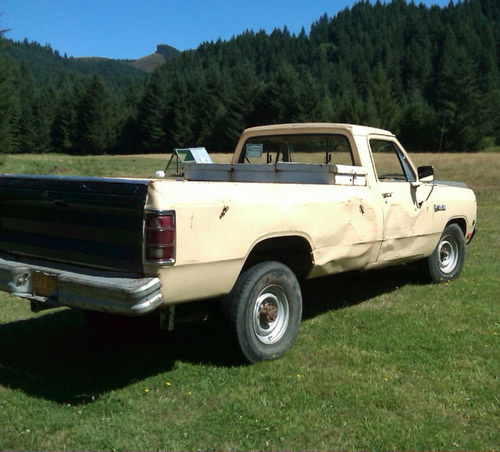 Par Calaveras Camioneta Dodge Pickup Ram Charger 1986 86 Foto 4