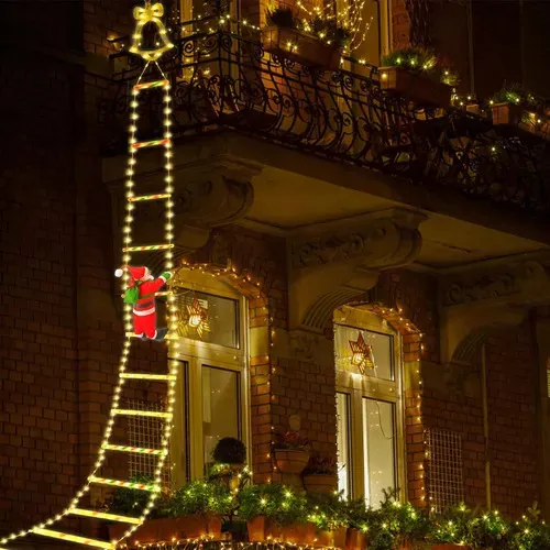 Tercera imagen para búsqueda de viejo pascuero escalando