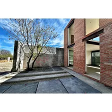 Casa En San Miguel De Allende Estilo Moderno En Fraccionami