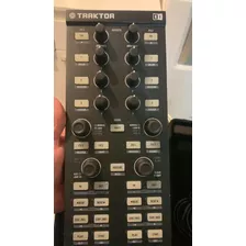 Controlador Traktor Kontrol X1