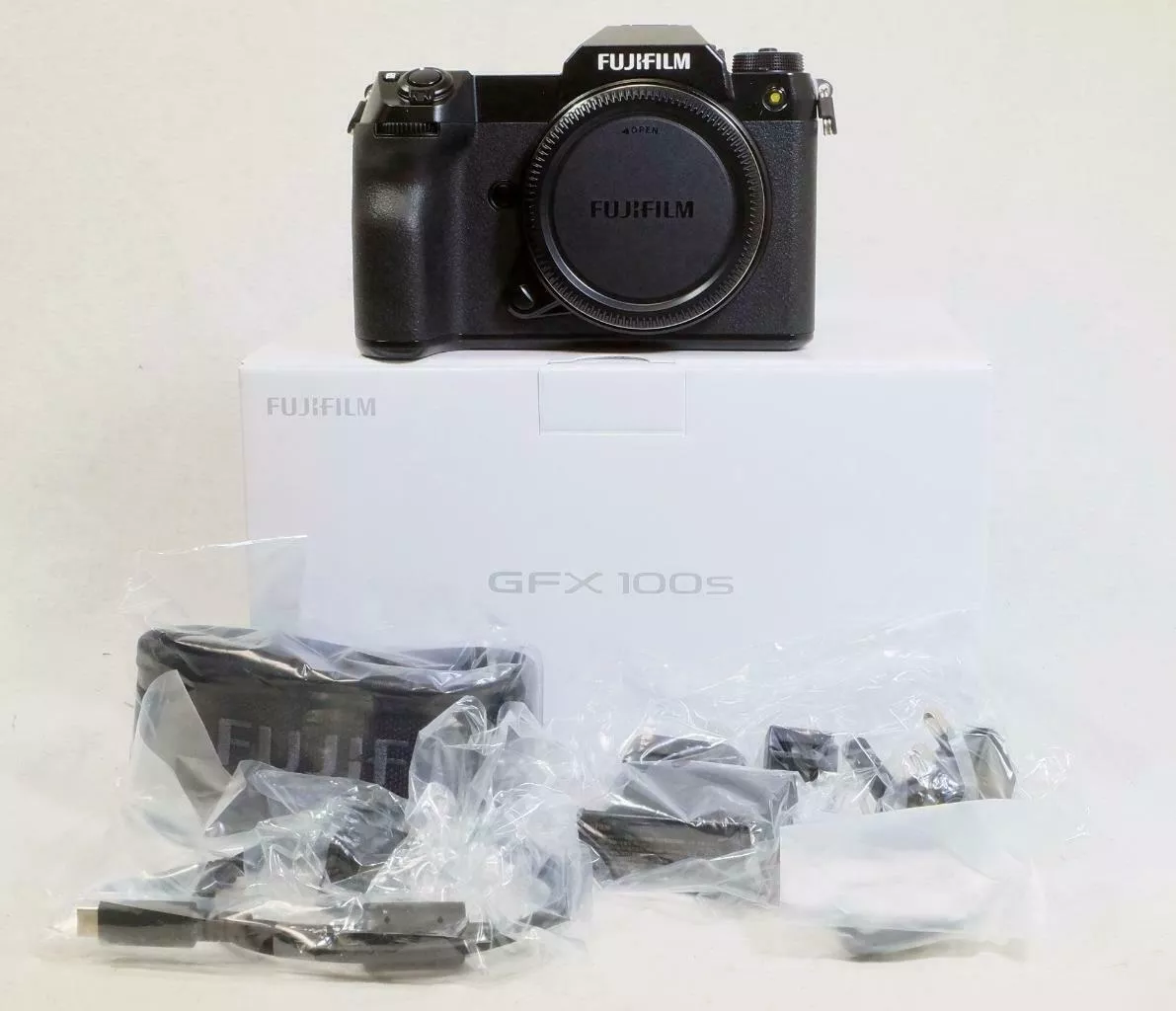 New Fujifilm Gfx100s, 100 Megapixel Medium Format Camera