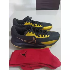 Basqueteira Nike + Brinde (meião Nunca Usado)