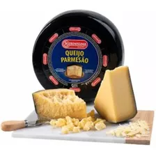 Queijo Parmesao Capa Preta Argentino Pedaço 900g