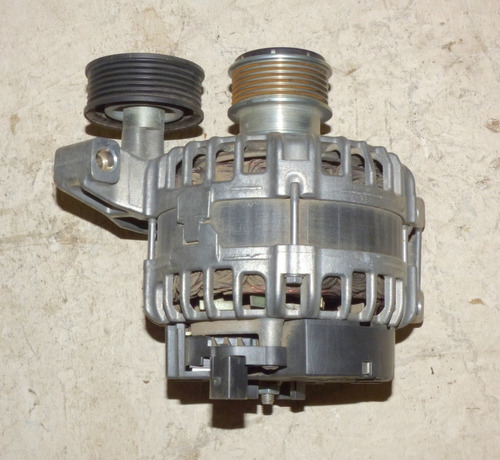 Alternador (bj32-10300-cc) Land Rover Discovery Sport  Foto 5