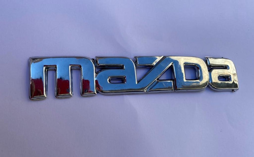 Emblema Letras Mazda 16.5 Largo X 3 Cm. De Ancho Foto 2