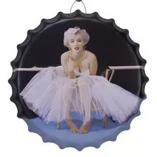 Quadro Tampa Garrafa 40cm Alto Relevo Metal 06 Marily Monroe