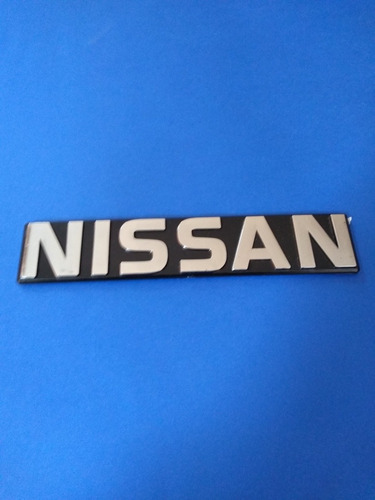 Emblema Lateral O Trasero Para Pickup Nissan 18cm X 4cm Foto 3