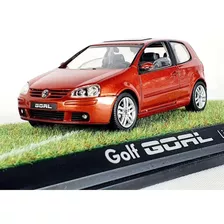 Miniatura Volkswagen Golf Goal 1/43 Schuco