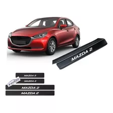 Protector Pisapuertas Mazda 2 Vinilo Fibra De Carbono 