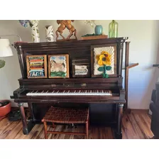 Piano Antiguo Hermoso