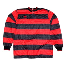 Camiseta Umbro Vintage 90s, Talla L, Negro / Rojo