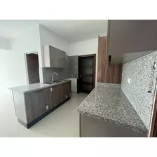 Alquilo En Alma Rosa I, Apartamento De 2 Hab En Torre