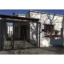 Vendo Casa Mas Otra A Terminar, En 1 Solo Padrón. Barrio Casabó, Con Parrillero Estufa A Leña, Ambas Con Entrada Independiente Se Escucha Oferta Razonable