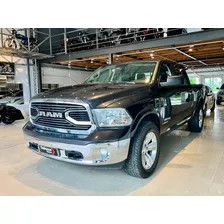 Ram 1500 Laramie Crew 5.7 - Divina! - Defranco Motors