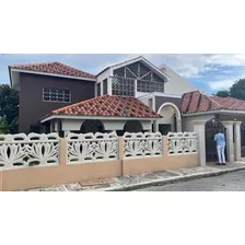 Casa En Renta Ubicada En Romana Del Oeste, La Romana