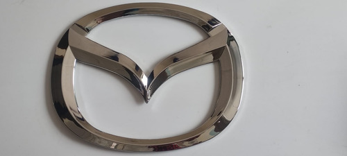 Foto de Emblema Mazda Bt50
