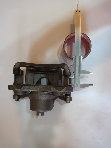 Caliper Nissan Sentra B15 2000-04, Par Foto 2