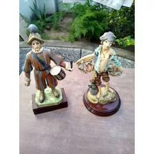 Dos Antiguas Estatuillas De Colección Precio Por Las Dos