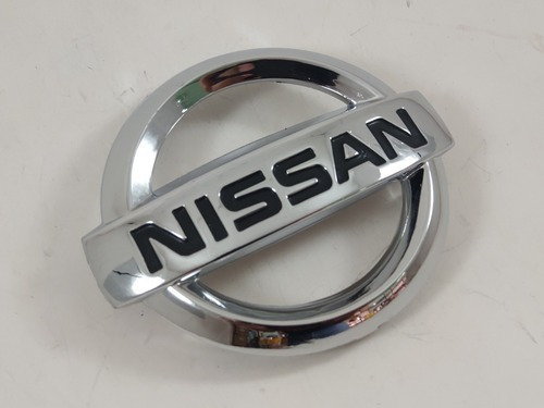 Emblema Nissan Platina 2002 2003 2004 2005 06 07 08 09 2010 Foto 4