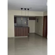 Apartamento En Renta En La Barranquita Rd$19,000