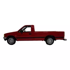 Camioneta A Escala 12cm Chevrolet Luv De Coleccion