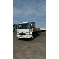 Ford Cargo 2428 E