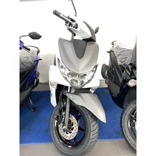 Yamaha Fluo 125cc F 