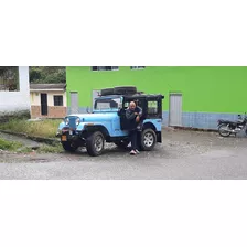 Jeep Willys Campero Carpado