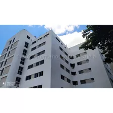 Ji 24-23270. En Venta Apartamento De 159m2 Ubicado En Los Samanes.