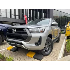 Toyota Hilux 4x4 Diésel 2.4 Mt 