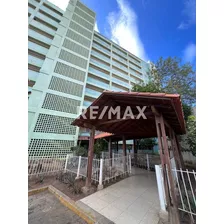 Hermosa Vista Al Mar, En Juan Griego, Edificio Taguantar