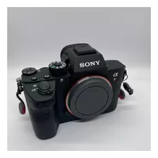 Sony Alpha 7r Iii Ilce-7rm3 Sin Espejo Color Negro