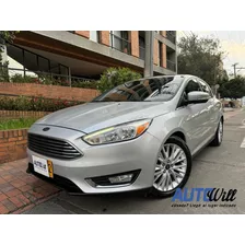 Ford Focus Titanium Tp 2000cc Sun Roof