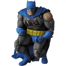 Batman Mafex Batman The Dark Knight Returns