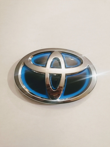 Emblema Parrilla Toyota Prius  Foto 6