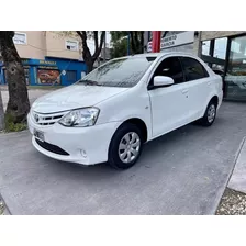 Toyota Etios 1.5 Sedan Xs 2015