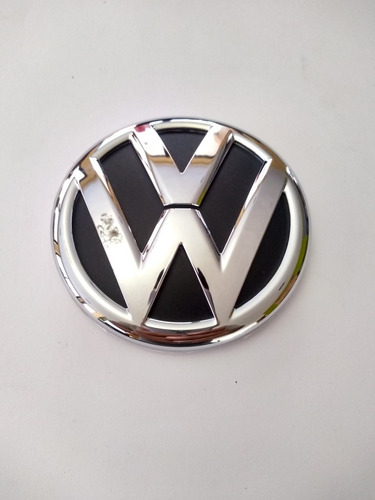 Emblema Volkswagen Vento Para Cajuela 2014 Al 2018 Original Foto 3