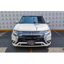 Mitsubishi Outlander 2020