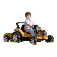 Trator Elétrico Infantil Valtra Big Boss De 12 V Com Caçamba Cor Amareloi Voltagem Do Carregador 110v/220v