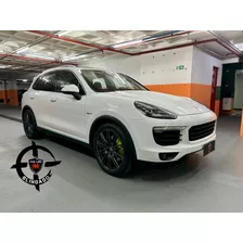 Porsche Cayenne Gasolina E Életrico Automático