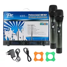 Microfone Sem Fio Duplo De Mão Multifrequência Uhf K65 Plus Cor Preto